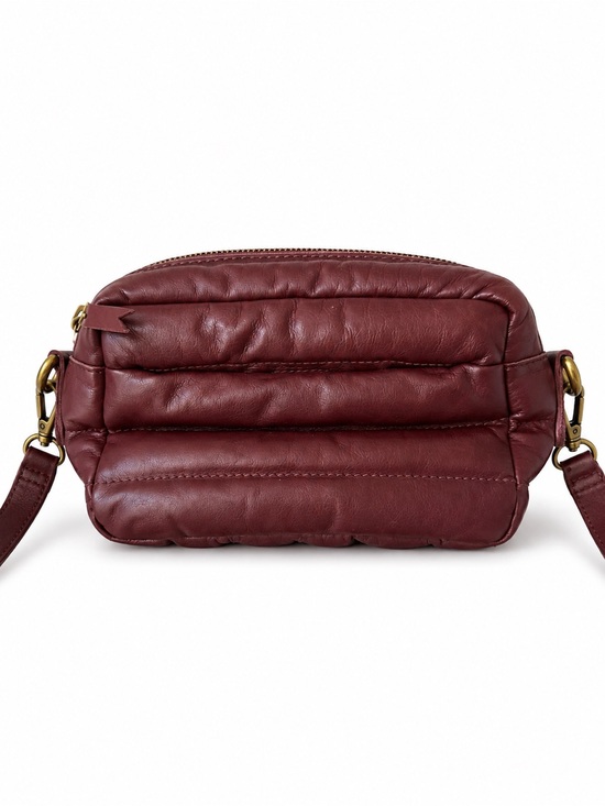 Madewell Handbags - Madewell Quilted Crossbody in Burgundy